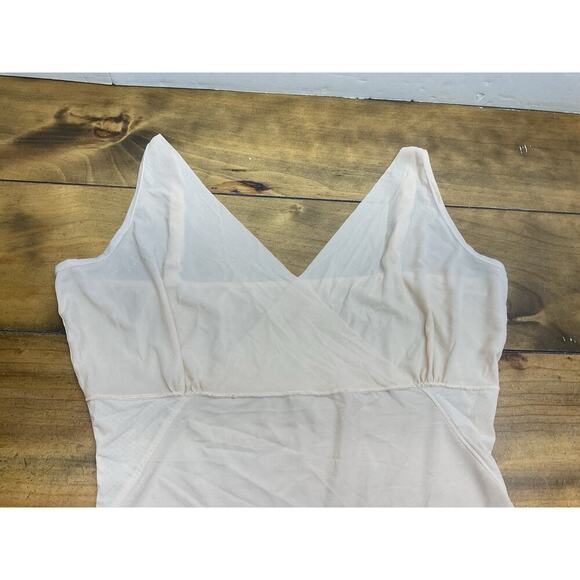 Love Your Assets Sara Blakely Spanx Shapewear Cami Beige Tank Cool Control 1X - Picture 2 of 8